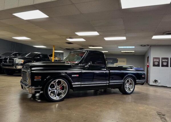 71 C10 Shortbed - Image 4