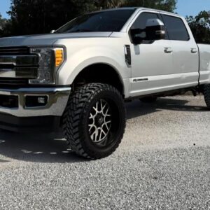 2017 Ford F250 crew cab short bed 4x4