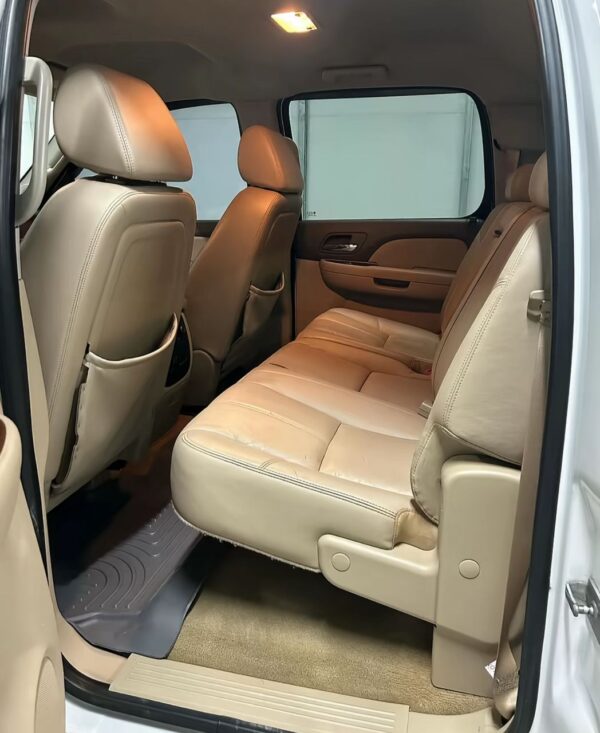2008 GMC Sierra 1500 4x4 - Image 2