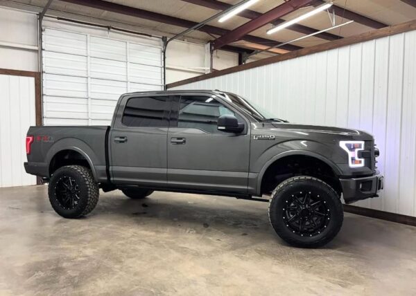 2017 FORD F150 XLT SUPERCREW CAB 4WD
