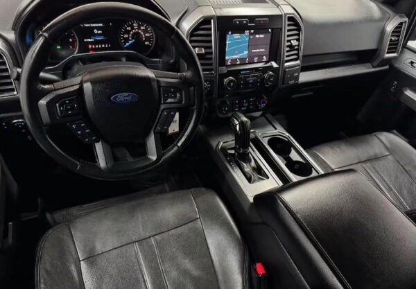 2017 FORD F150 XLT SUPERCREW CAB 4WD - Image 2