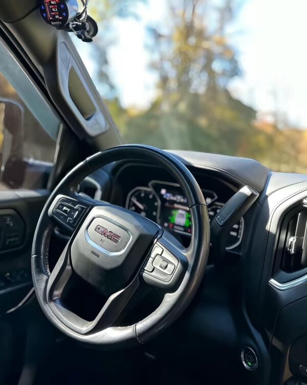 2020 GMC Sierra 2500hd AT4 - Image 4