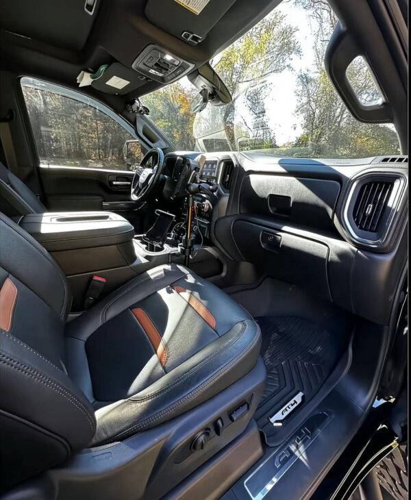 2020 GMC Sierra 2500hd AT4 - Image 5