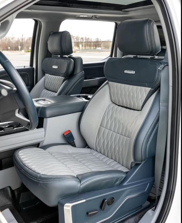 2024 Ford F350 DRW 4x4 - Image 2
