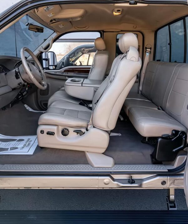 1995 Ford F350 CREW CAB XLT 4X4 - Image 3