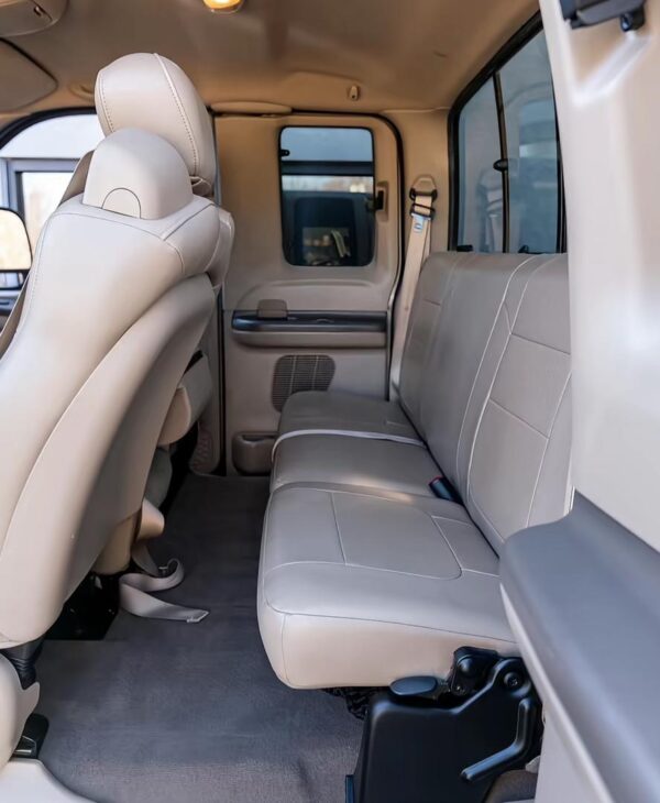 1995 Ford F350 CREW CAB XLT 4X4 - Image 2