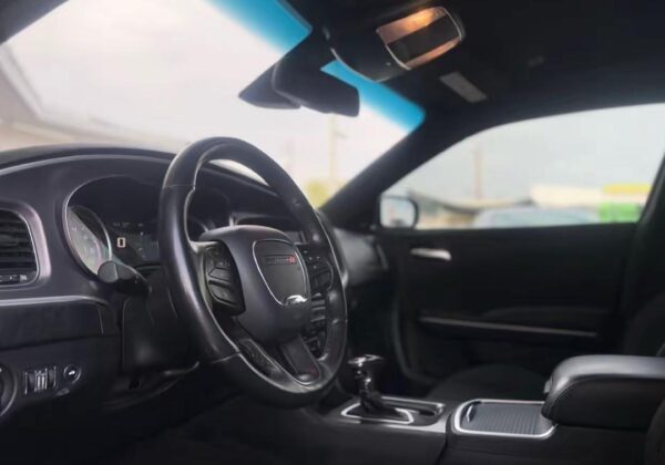 2020 Charger Scatpack V8 6.4L - Image 2