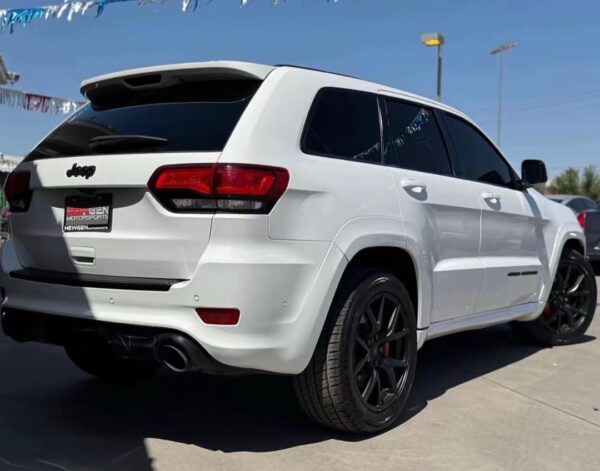 2018 Jeep Cherokee SRT