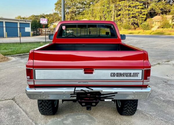 1984 Chevy K10 Silverado 4x4 - Image 4