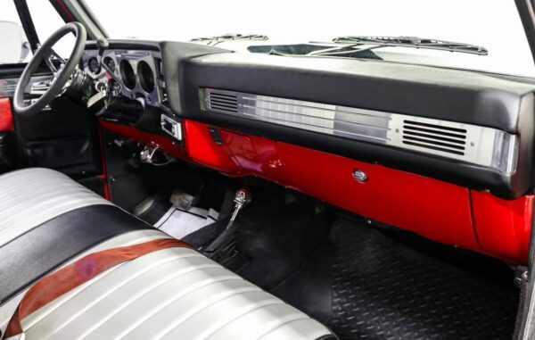 '80s-this 1985 Chevrolet K10 - Image 2