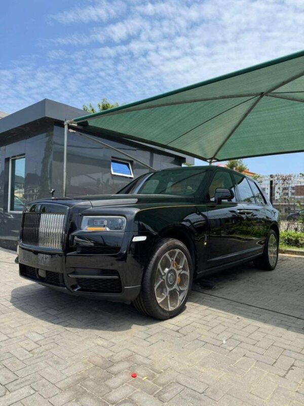 Rolls Royce Cullinan 2024   Handcrafted Twin Turbo V12 Engine - Image 2